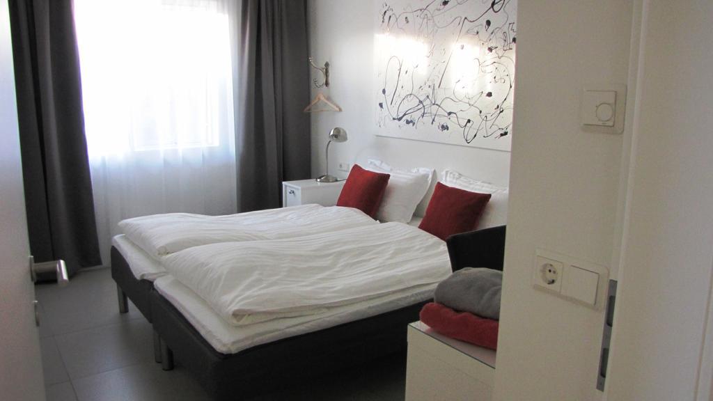 Halllandsnes Apartments Akureyri Szoba fotó